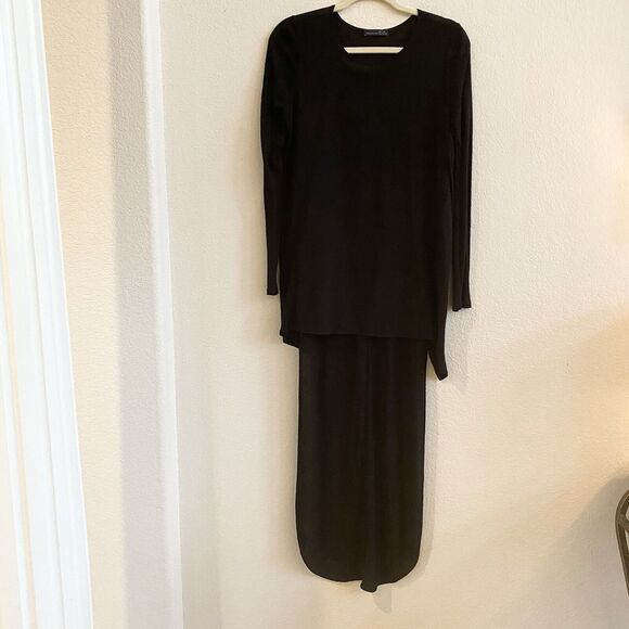 Zara W&B Size M Black Sweater Women Top Blouse Long Back Stylish Tail Modern - Picture 1 of 10